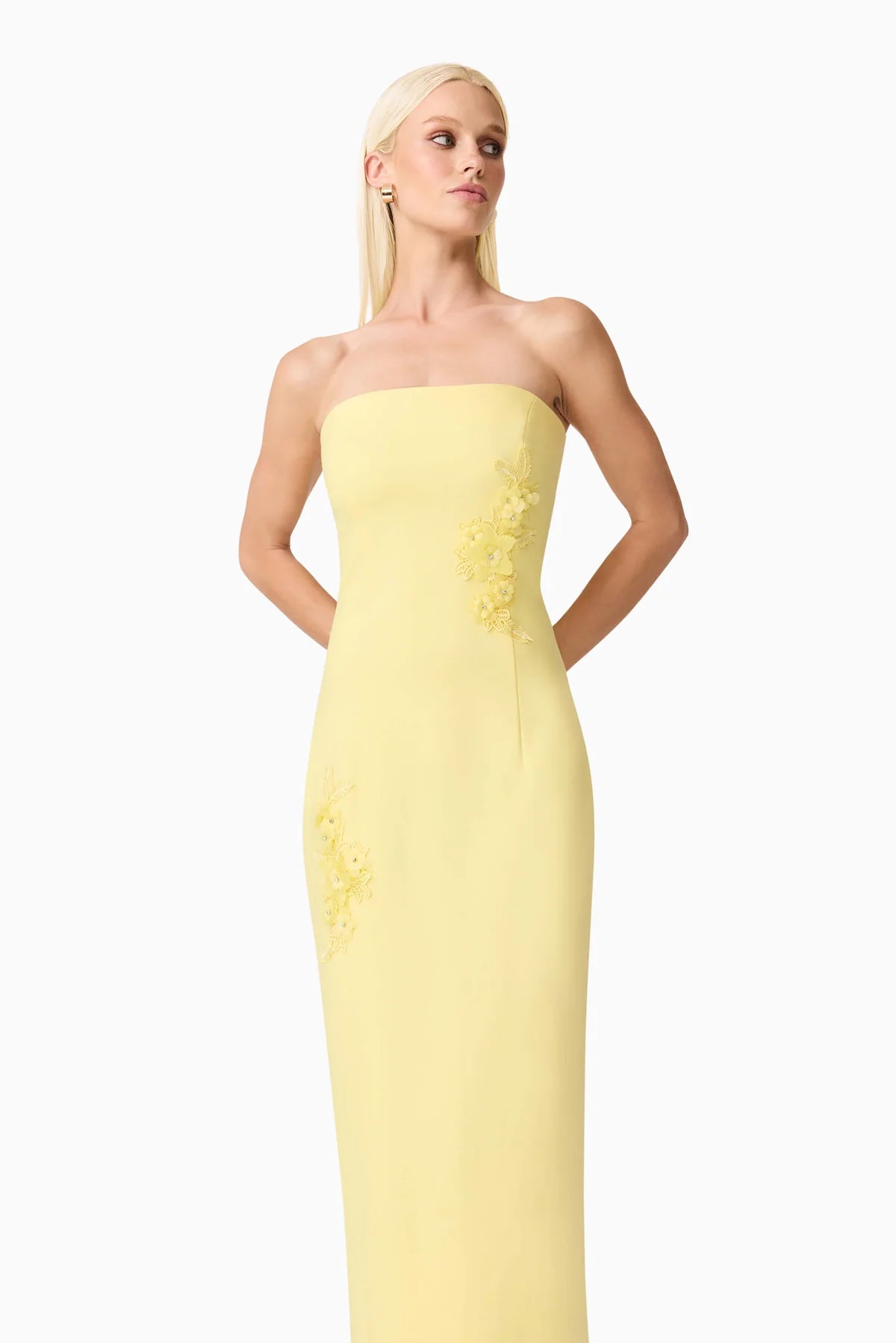 Elliatt Evee Strapless Maxi Dress in Yellow TrenLend Elliatt Evee Strapless Maxi Dress in Yellow TrenLend