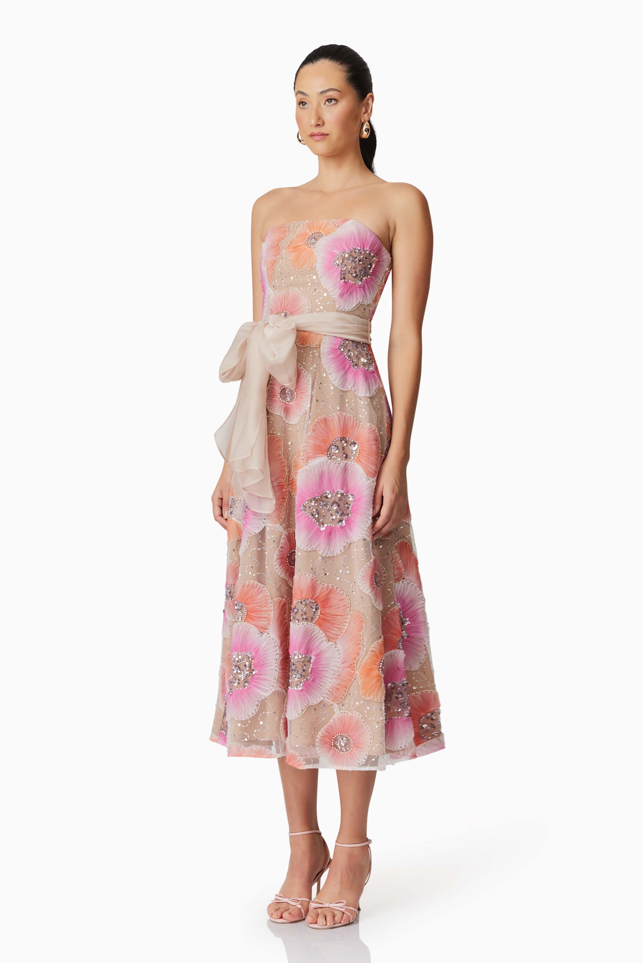Elliatt Brittany A-Line Midi Dress TrenLend Elliatt Brittany A-Line Midi Dress TrenLend