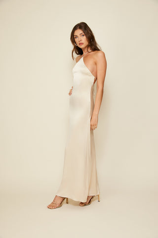 Woman in the Rent the Line & Dot Glossy Maxi